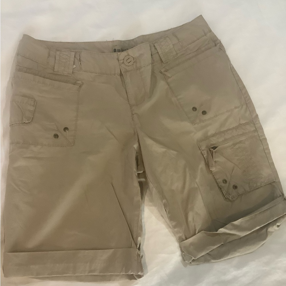 Women’s Khaki Cargo Shorts- Size 9 Juniors-no Boundaries-lightweight Cotton